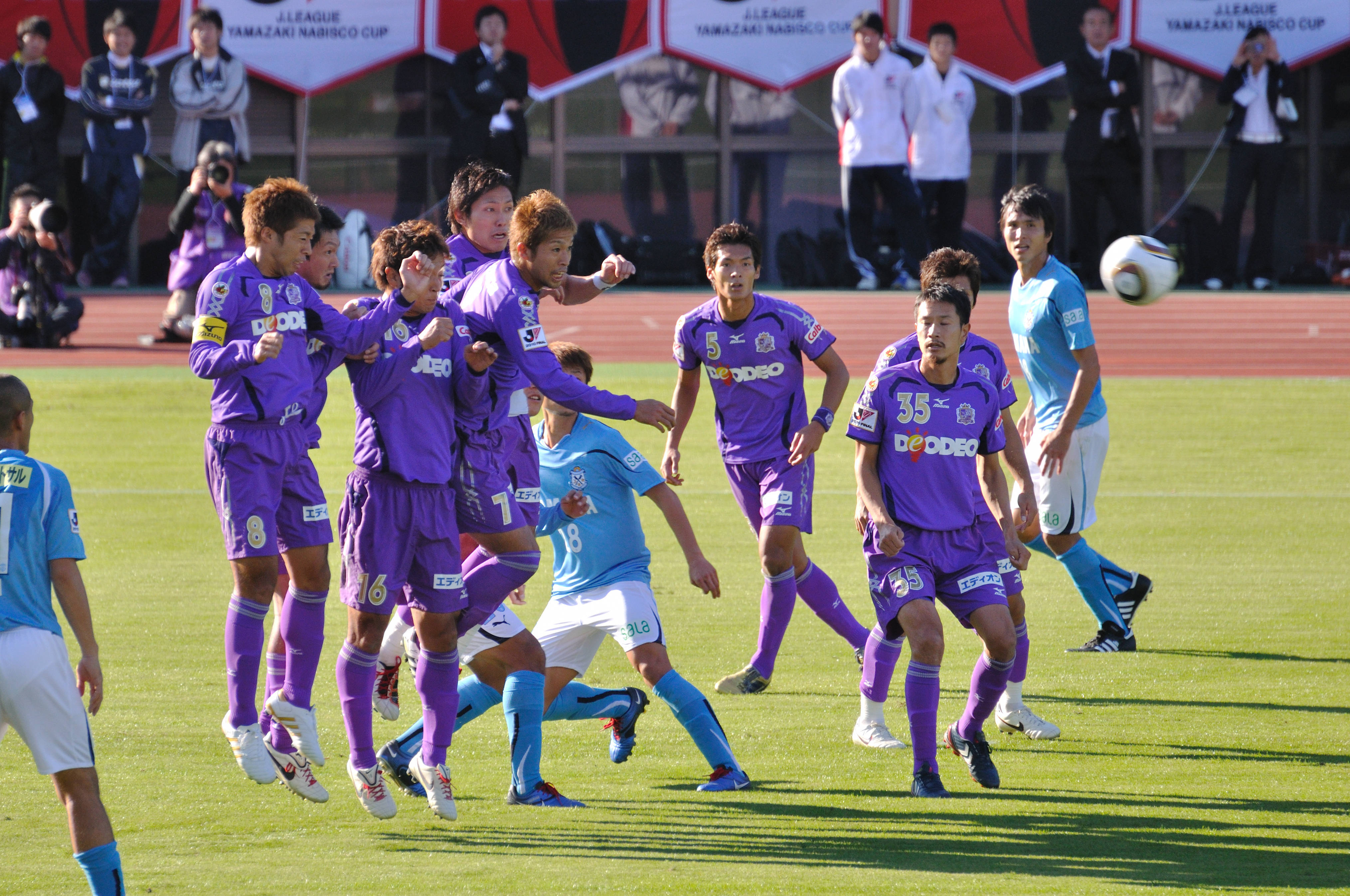 横滨水手横扫对手，晋级亚冠四强赛