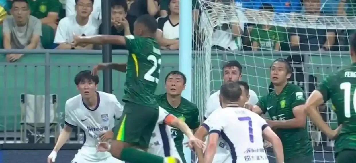 上海绿地申花大胜对手，成功晋级下一轮的简单介绍