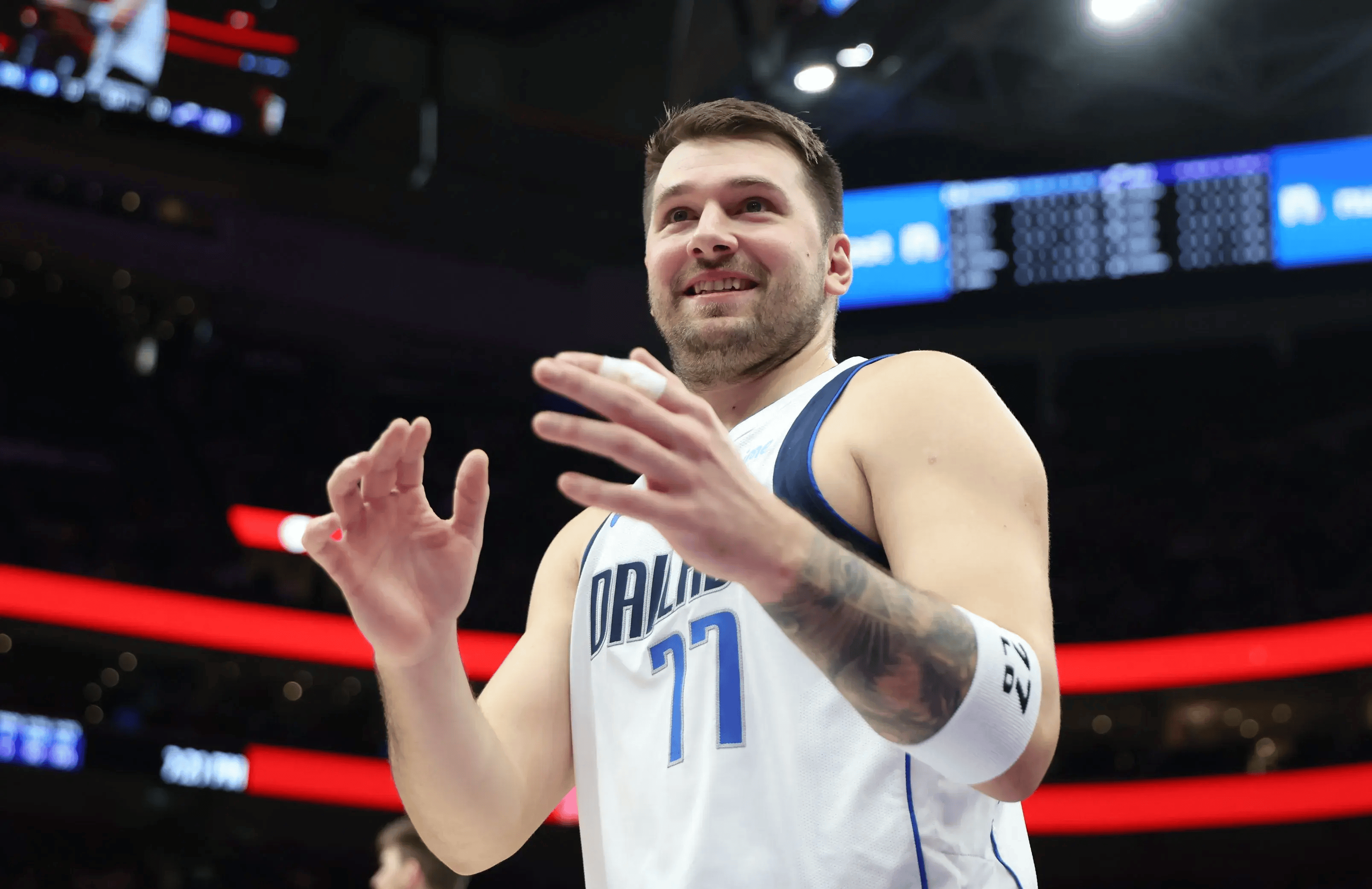 太阳不敌爵士连败势头持续 太阳不敌爵士连败势头持续