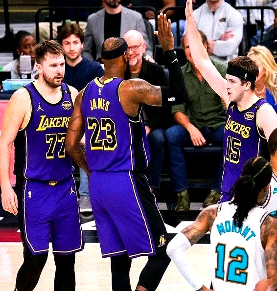 湖人大胜雷霆！安东尼战术妙招获胜