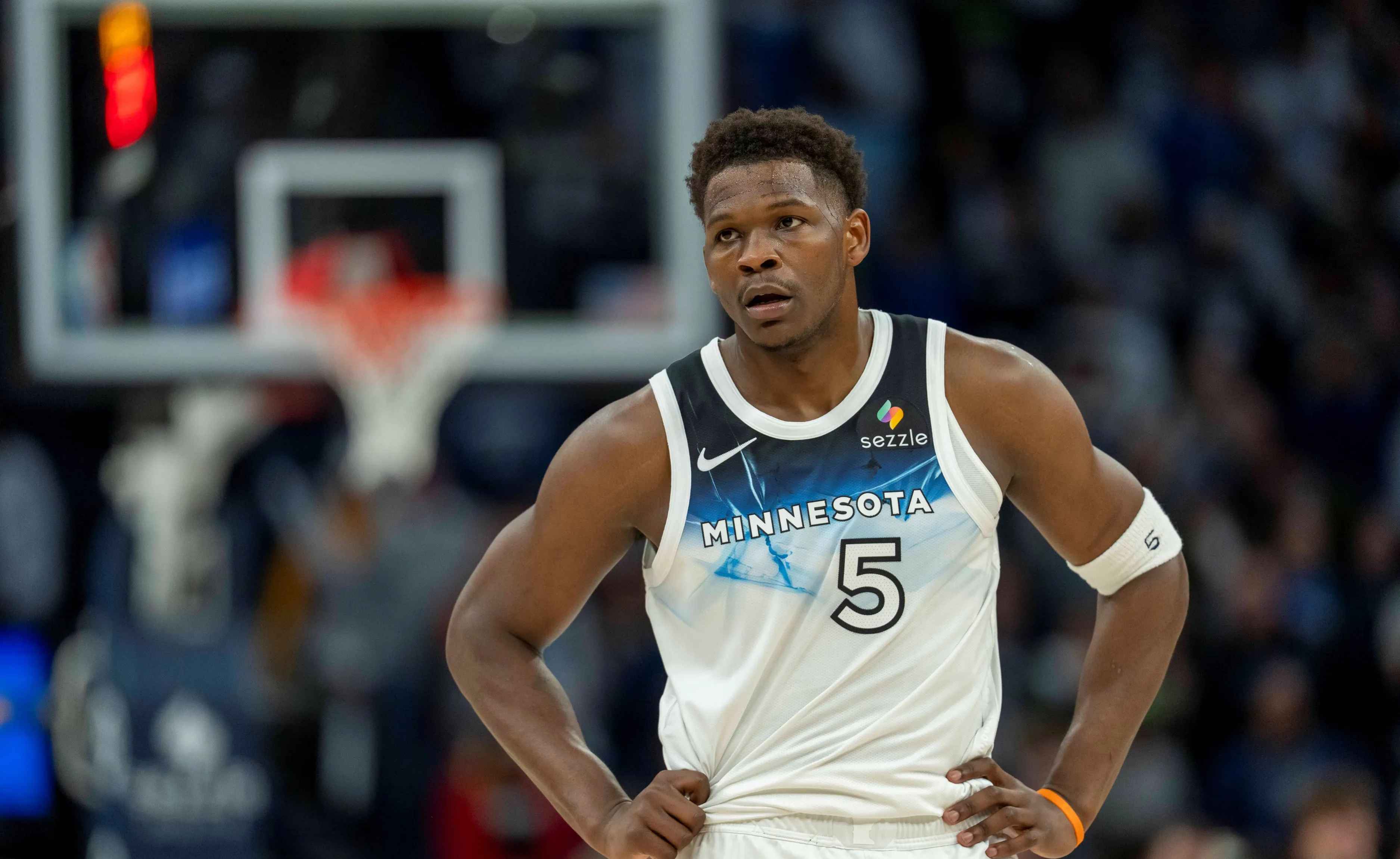 关于灰熊力克森林狼，取得八连胜的信息