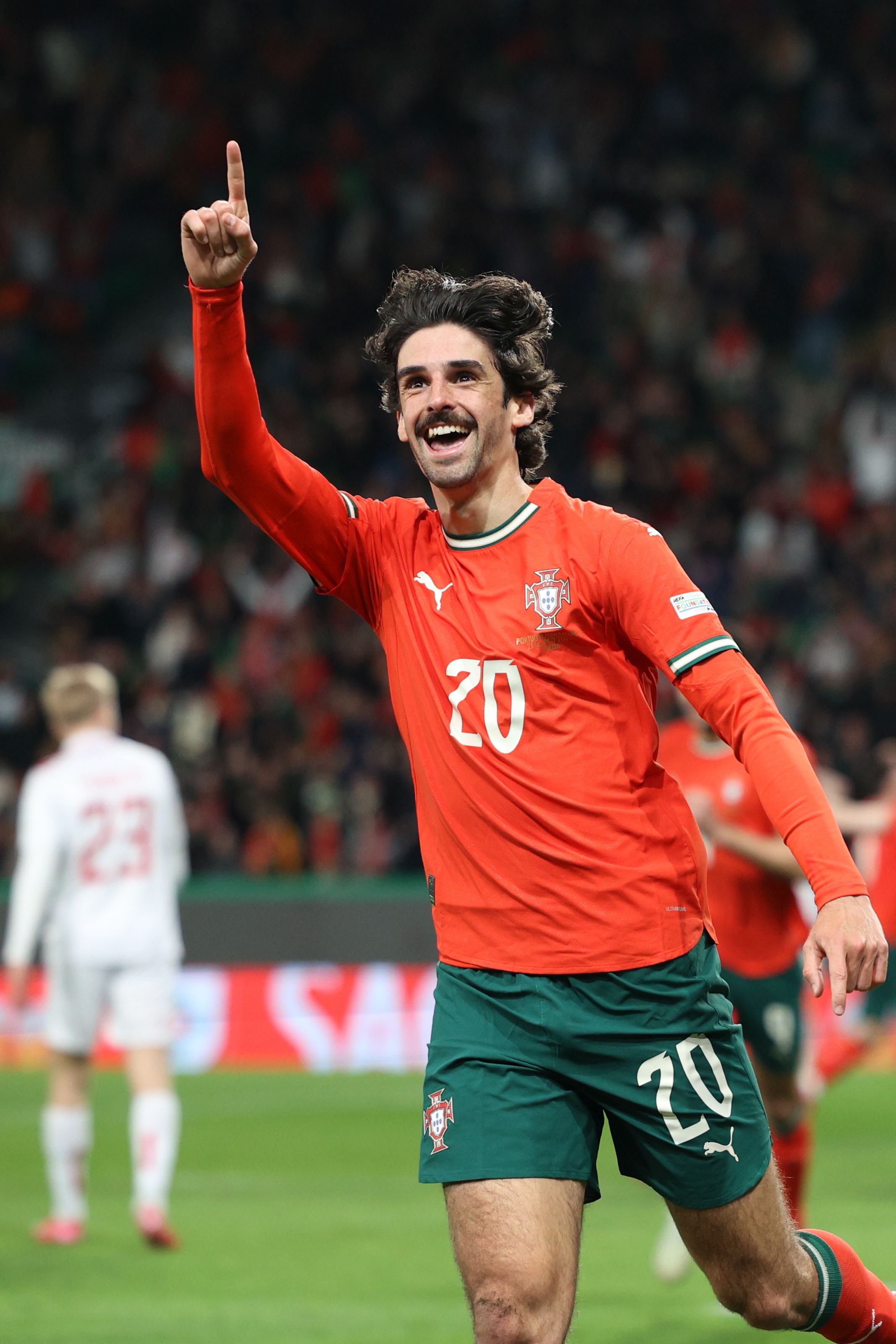 葡萄牙战胜北爱尔兰，欧预赛实力凸显