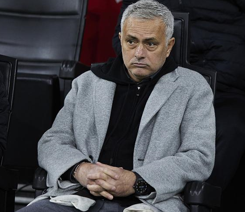 包含罗马新援适应不良，队内竞争日益激烈的词条