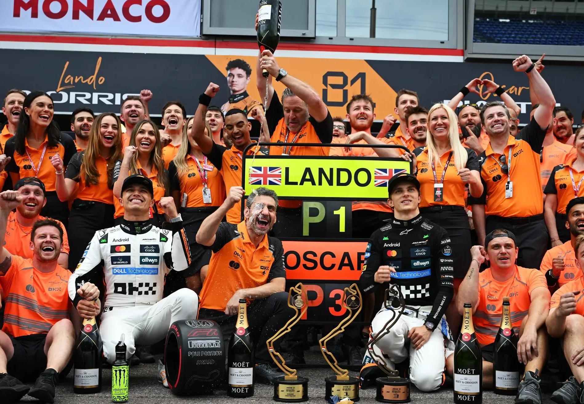 爱游戏官方入口-包含红牛二队鏖战雷诺车队，皮亚斯特里惊艳四座的词条