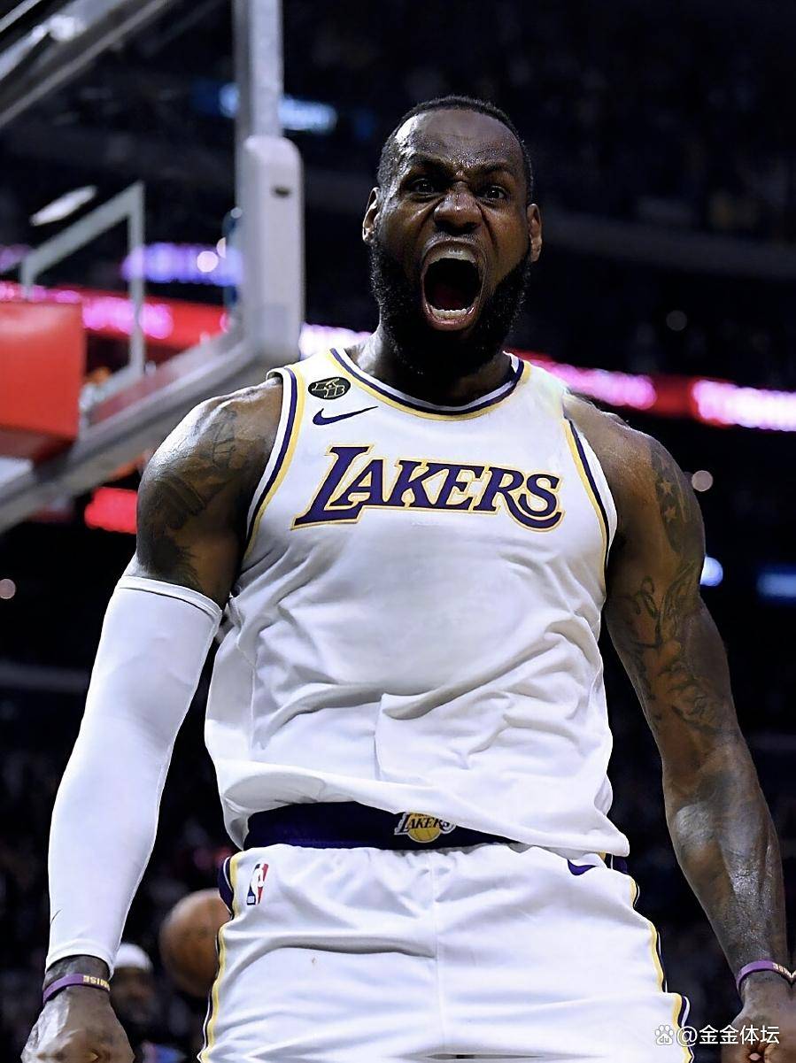 爱游戏-猛龙轻取四川队，詹姆斯状态火热的简单介绍